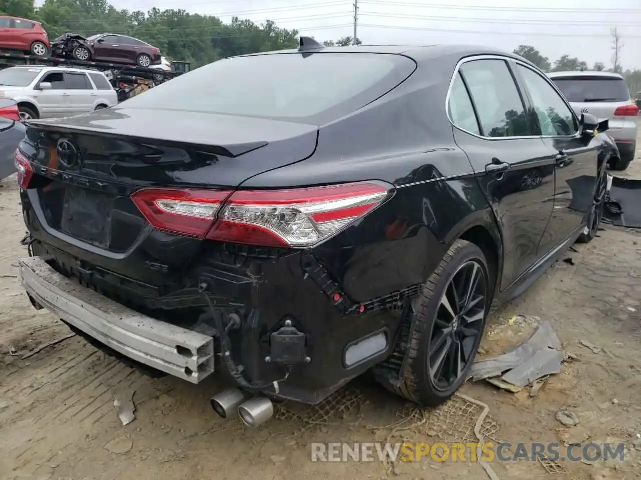 4 Photograph of a damaged car 4T1K61AK8LU926667 TOYOTA CAMRY 2020