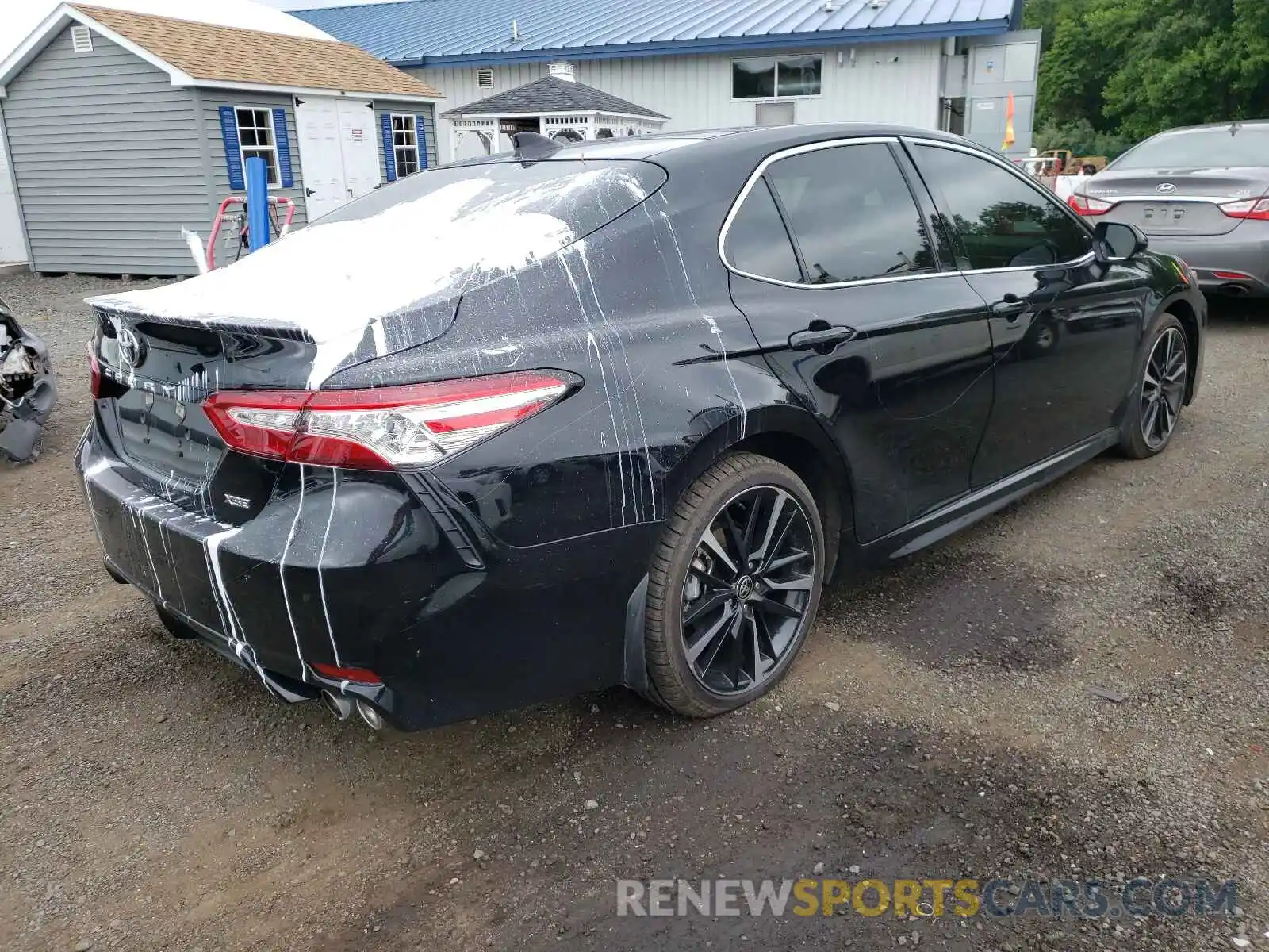 4 Photograph of a damaged car 4T1K61AK8LU997478 TOYOTA CAMRY 2020