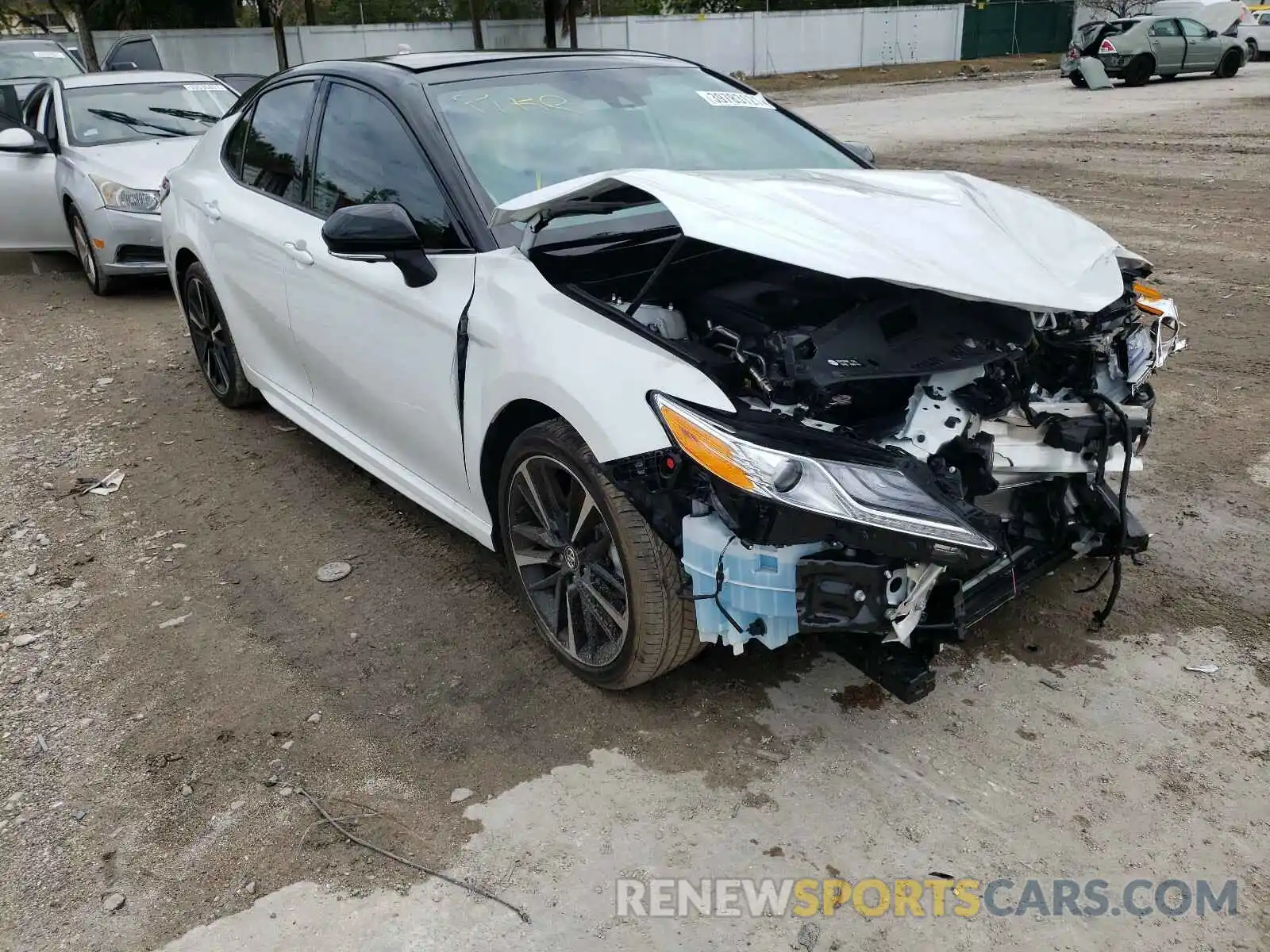 1 Photograph of a damaged car 4T1K61AK9LU303963 TOYOTA CAMRY 2020