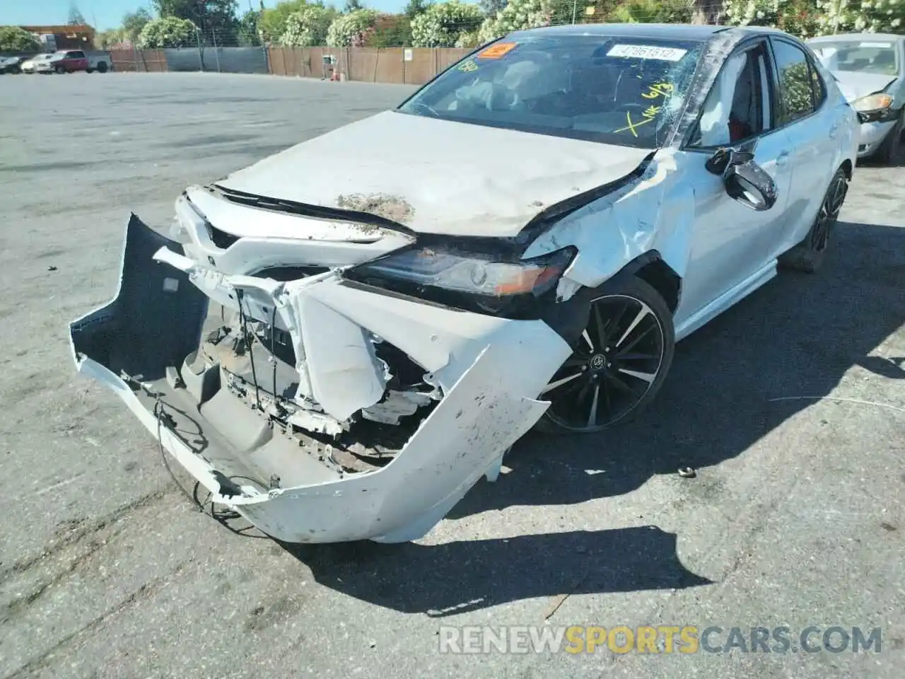 2 Photograph of a damaged car 4T1K61AK9LU304997 TOYOTA CAMRY 2020