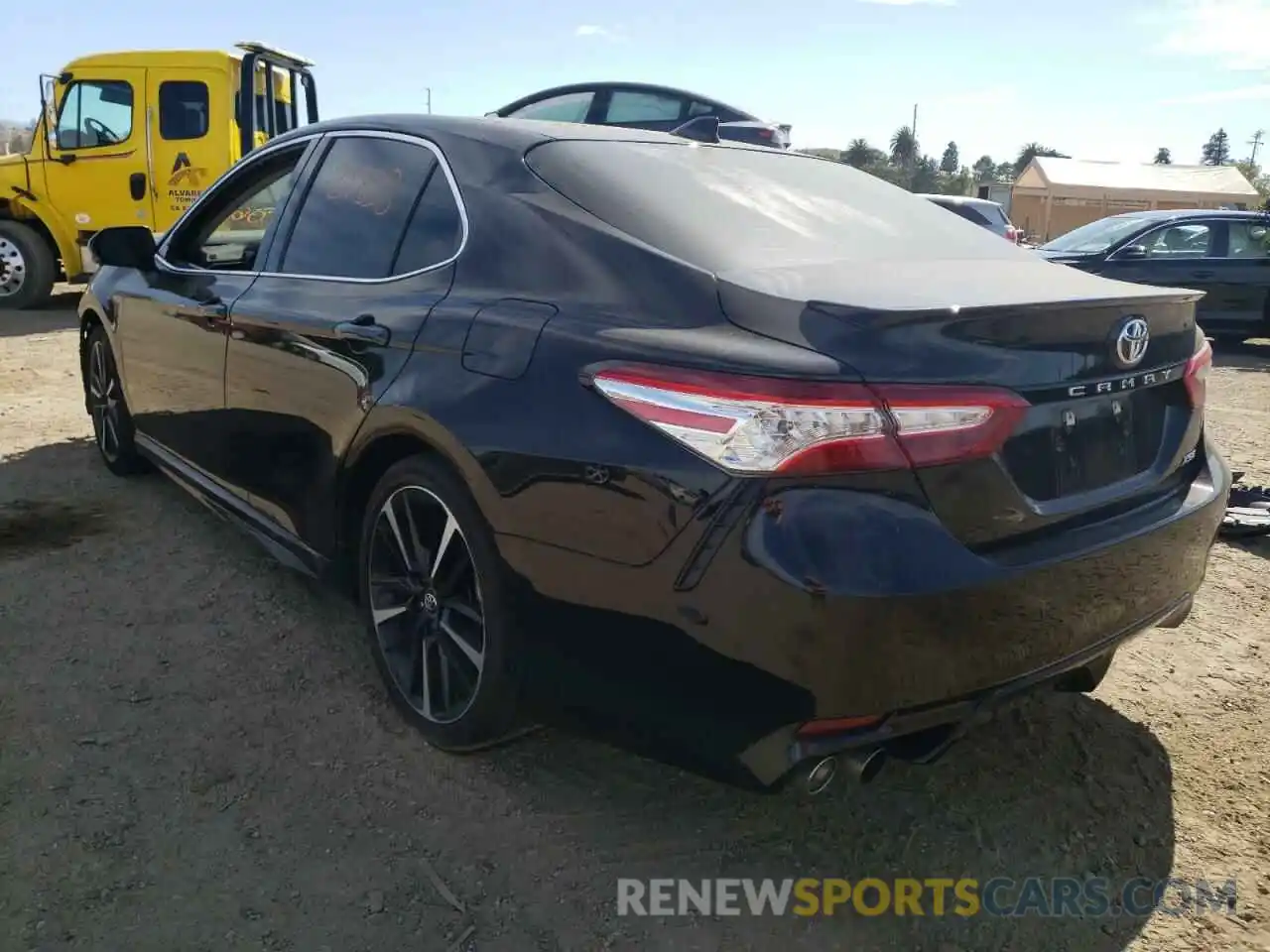 3 Photograph of a damaged car 4T1K61AK9LU306202 TOYOTA CAMRY 2020