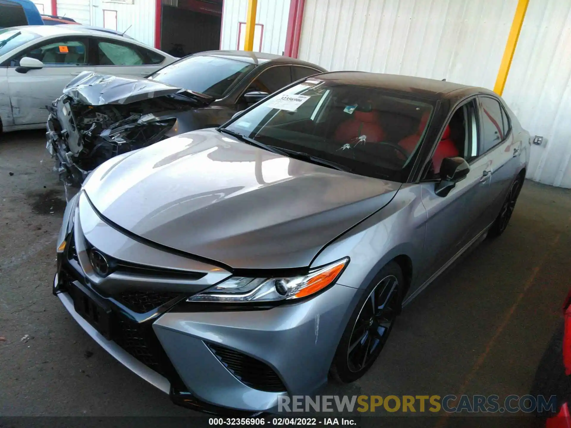 2 Photograph of a damaged car 4T1K61AK9LU308046 TOYOTA CAMRY 2020