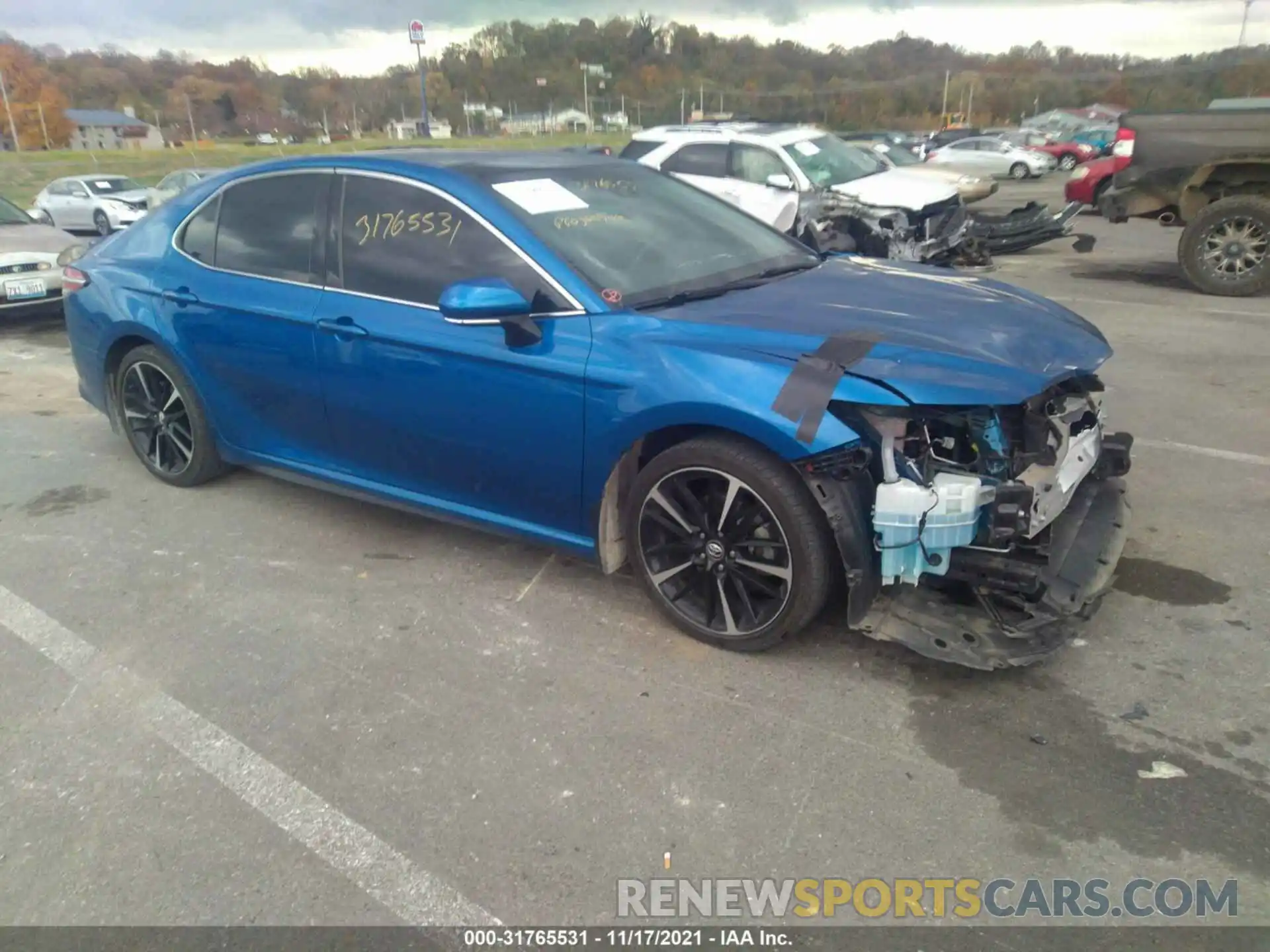 1 Photograph of a damaged car 4T1K61AK9LU310069 TOYOTA CAMRY 2020