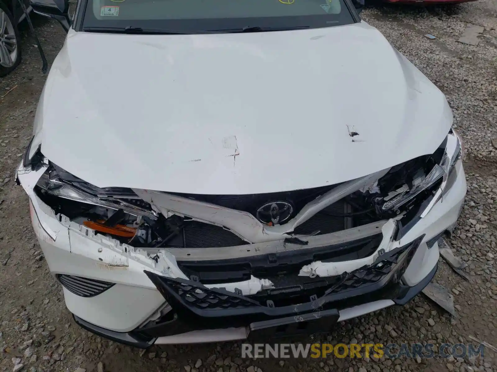 9 Photograph of a damaged car 4T1K61AK9LU311450 TOYOTA CAMRY 2020