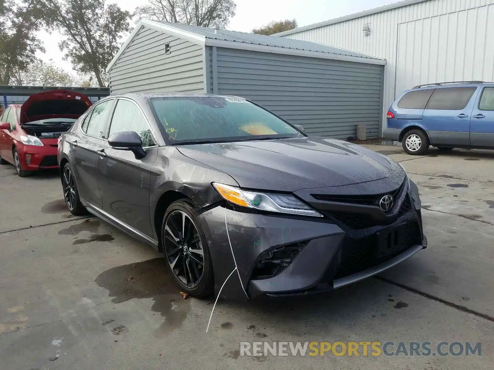 1 Photograph of a damaged car 4T1K61AK9LU319404 TOYOTA CAMRY 2020