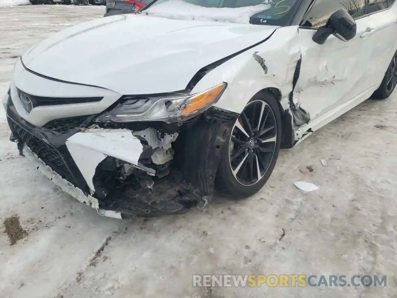 9 Photograph of a damaged car 4T1K61AK9LU320701 TOYOTA CAMRY 2020