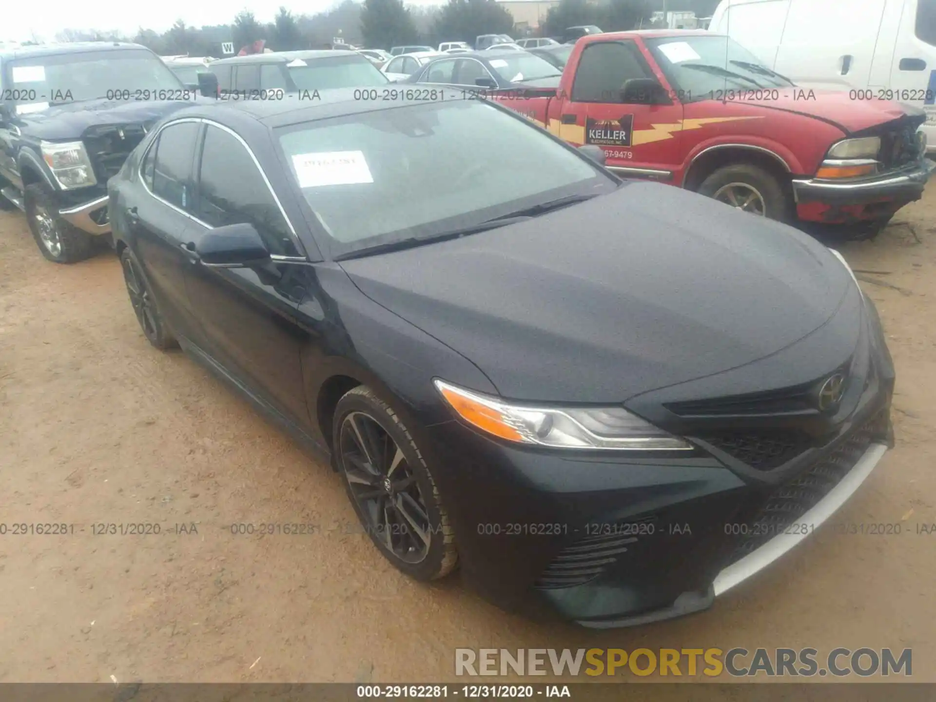 1 Photograph of a damaged car 4T1K61AK9LU338566 TOYOTA CAMRY 2020