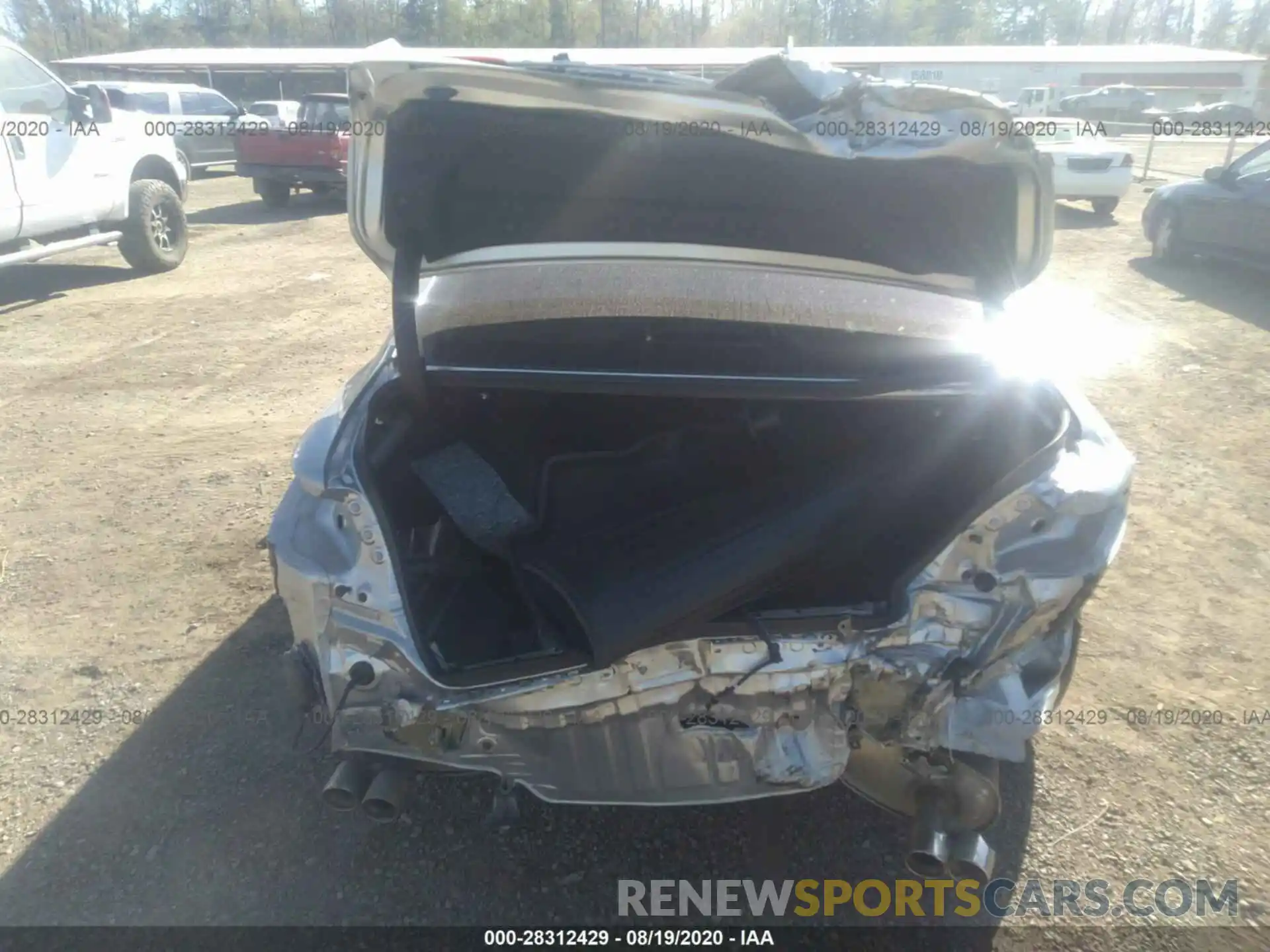 6 Photograph of a damaged car 4T1K61AK9LU340477 TOYOTA CAMRY 2020