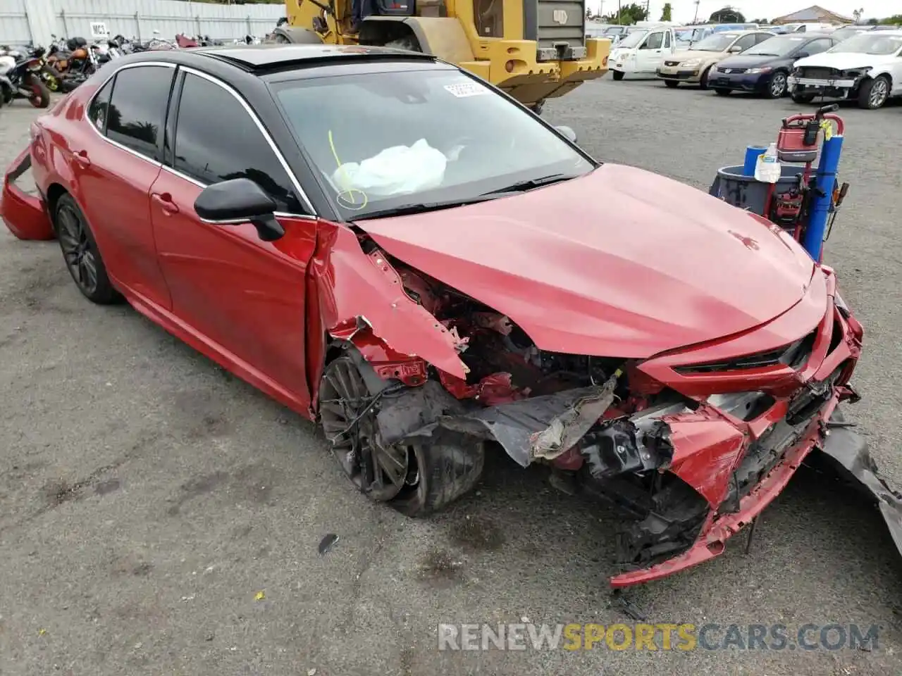 1 Photograph of a damaged car 4T1K61AK9LU348675 TOYOTA CAMRY 2020