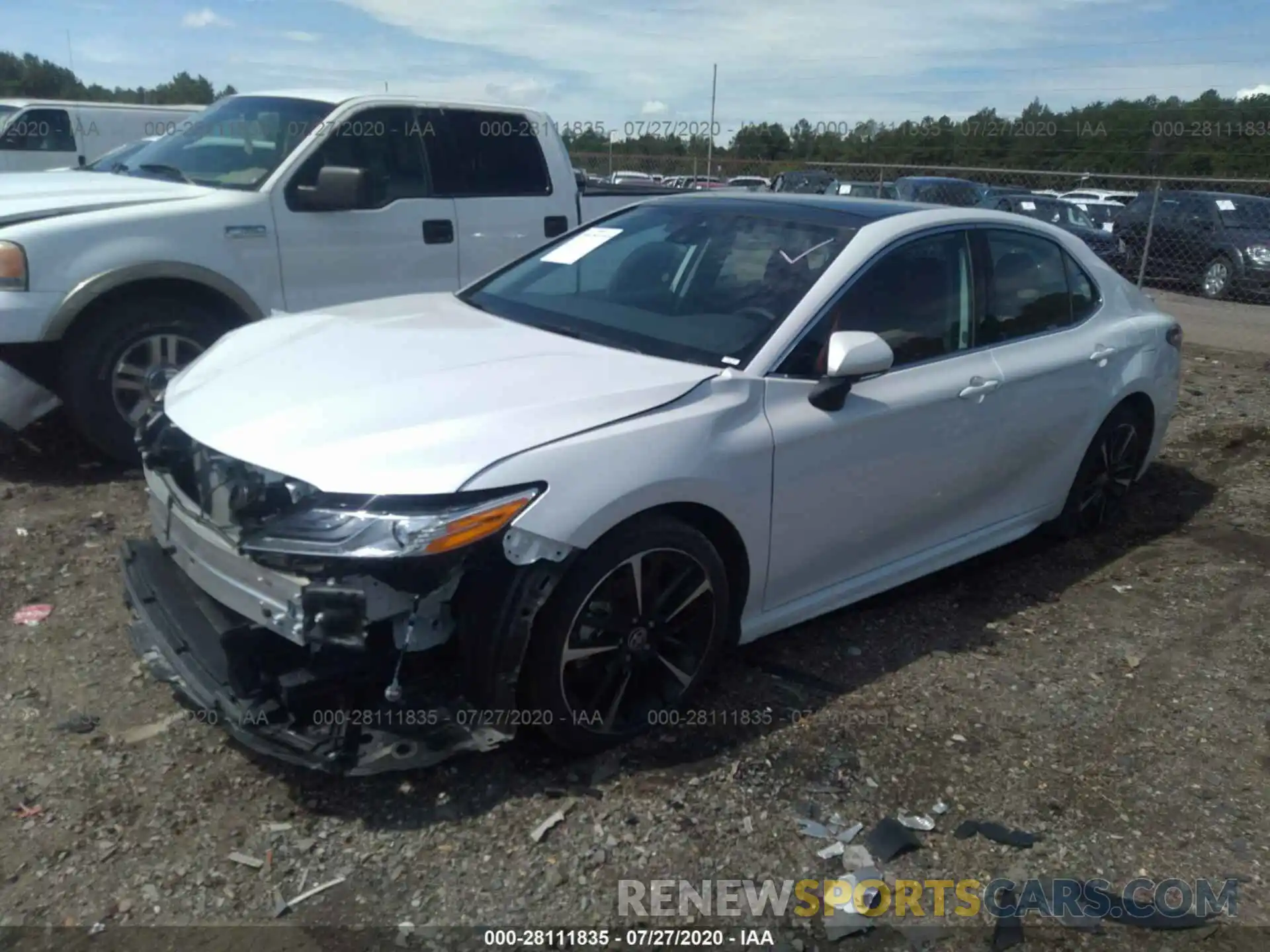 2 Photograph of a damaged car 4T1K61AK9LU360809 TOYOTA CAMRY 2020