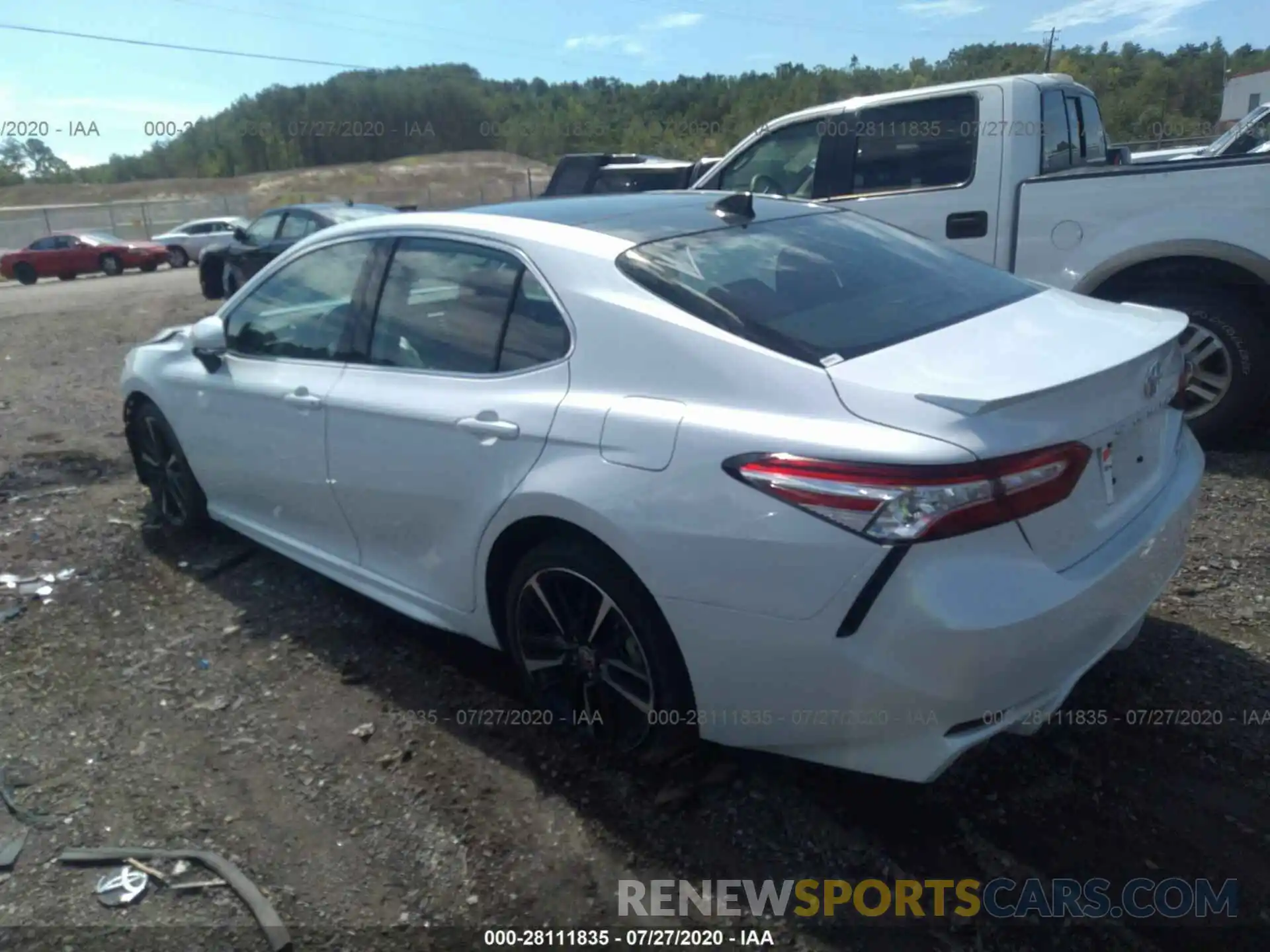 3 Photograph of a damaged car 4T1K61AK9LU360809 TOYOTA CAMRY 2020