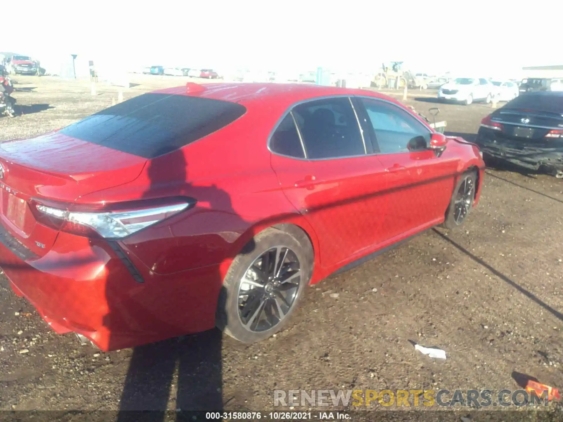 4 Photograph of a damaged car 4T1K61AK9LU371759 TOYOTA CAMRY 2020