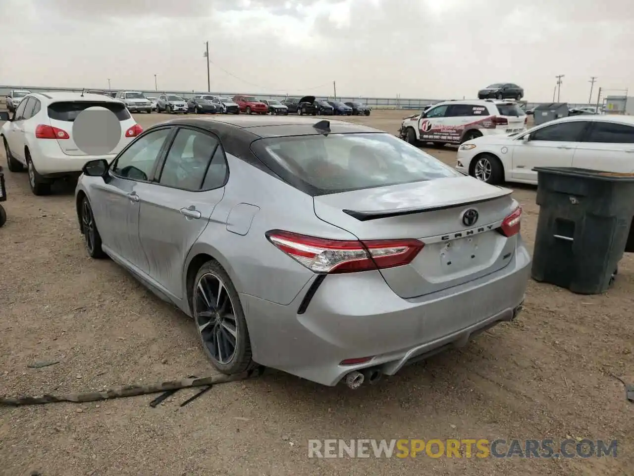 3 Photograph of a damaged car 4T1K61AK9LU380820 TOYOTA CAMRY 2020