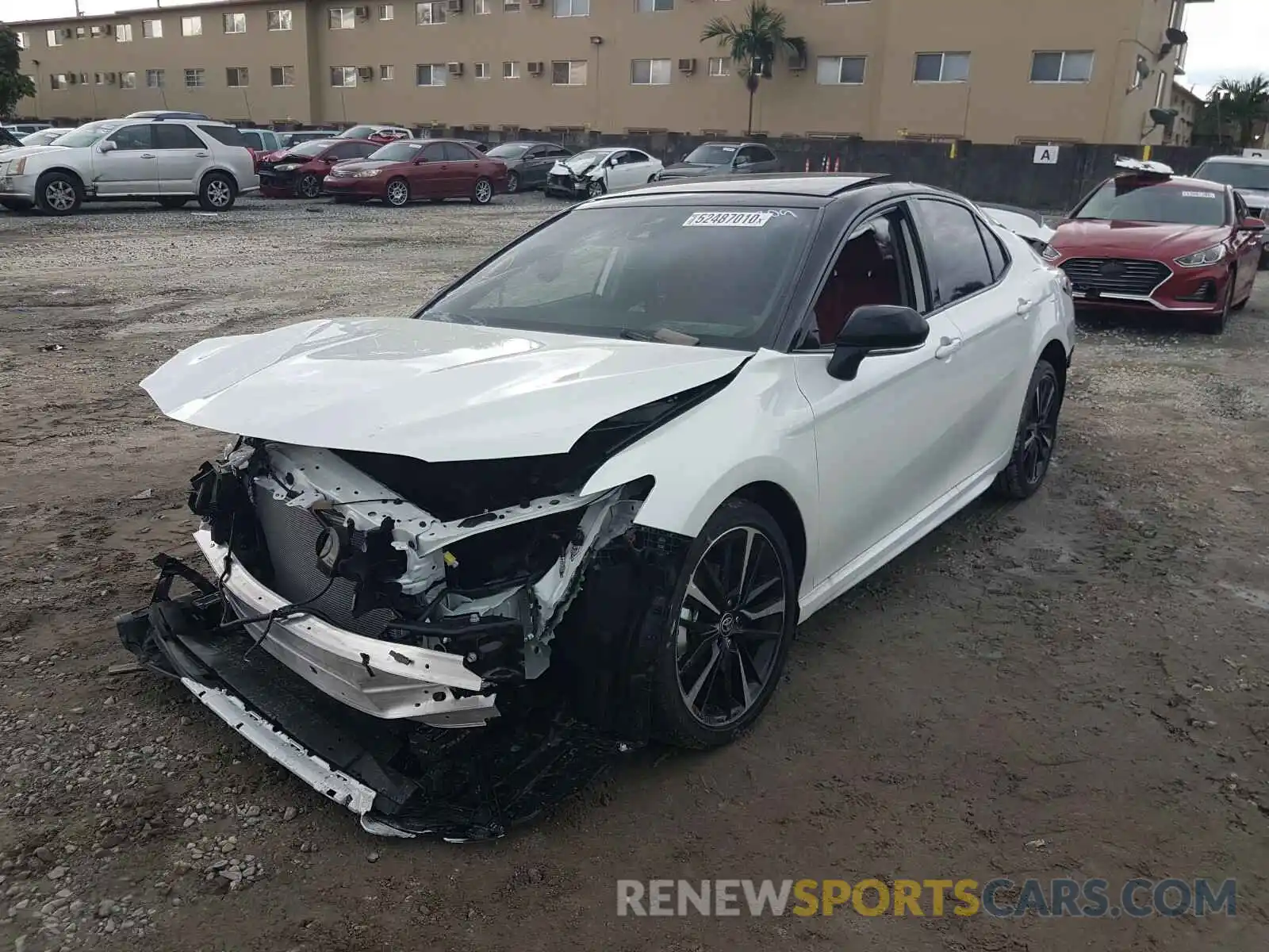 2 Photograph of a damaged car 4T1K61AK9LU382809 TOYOTA CAMRY 2020