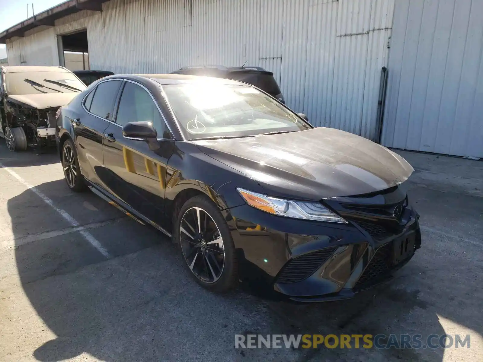 1 Photograph of a damaged car 4T1K61AK9LU393731 TOYOTA CAMRY 2020