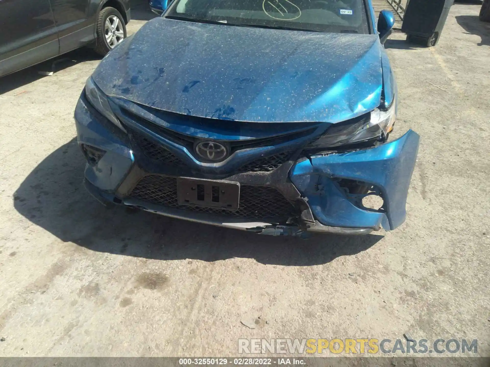 6 Photograph of a damaged car 4T1K61AK9LU396984 TOYOTA CAMRY 2020