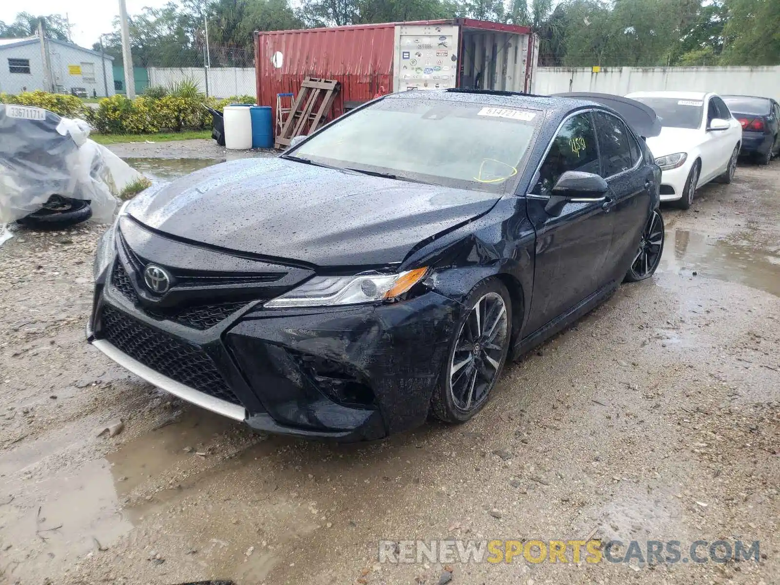 2 Photograph of a damaged car 4T1K61AK9LU398640 TOYOTA CAMRY 2020