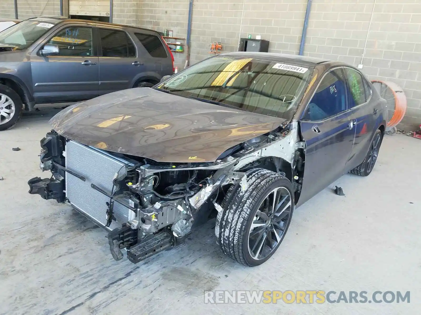 2 Photograph of a damaged car 4T1K61AK9LU401925 TOYOTA CAMRY 2020