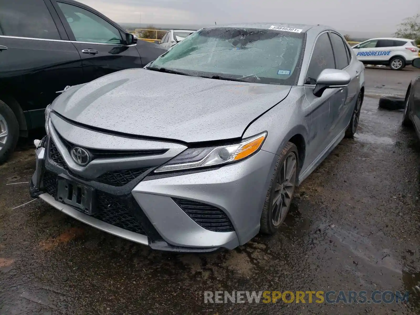 2 Photograph of a damaged car 4T1K61AK9LU500826 TOYOTA CAMRY 2020