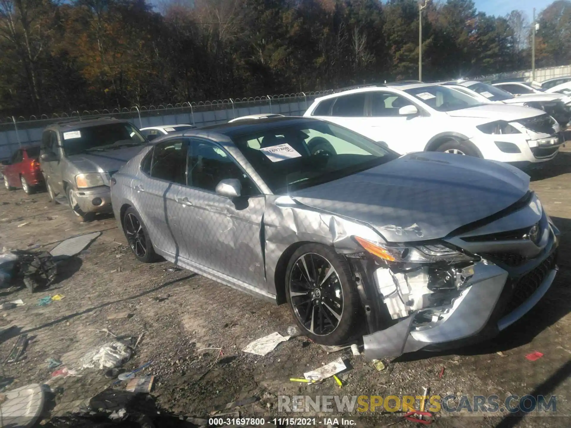 1 Photograph of a damaged car 4T1K61AK9LU510997 TOYOTA CAMRY 2020