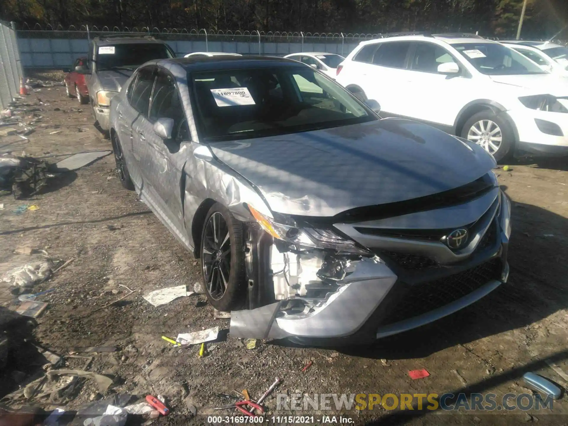 6 Photograph of a damaged car 4T1K61AK9LU510997 TOYOTA CAMRY 2020