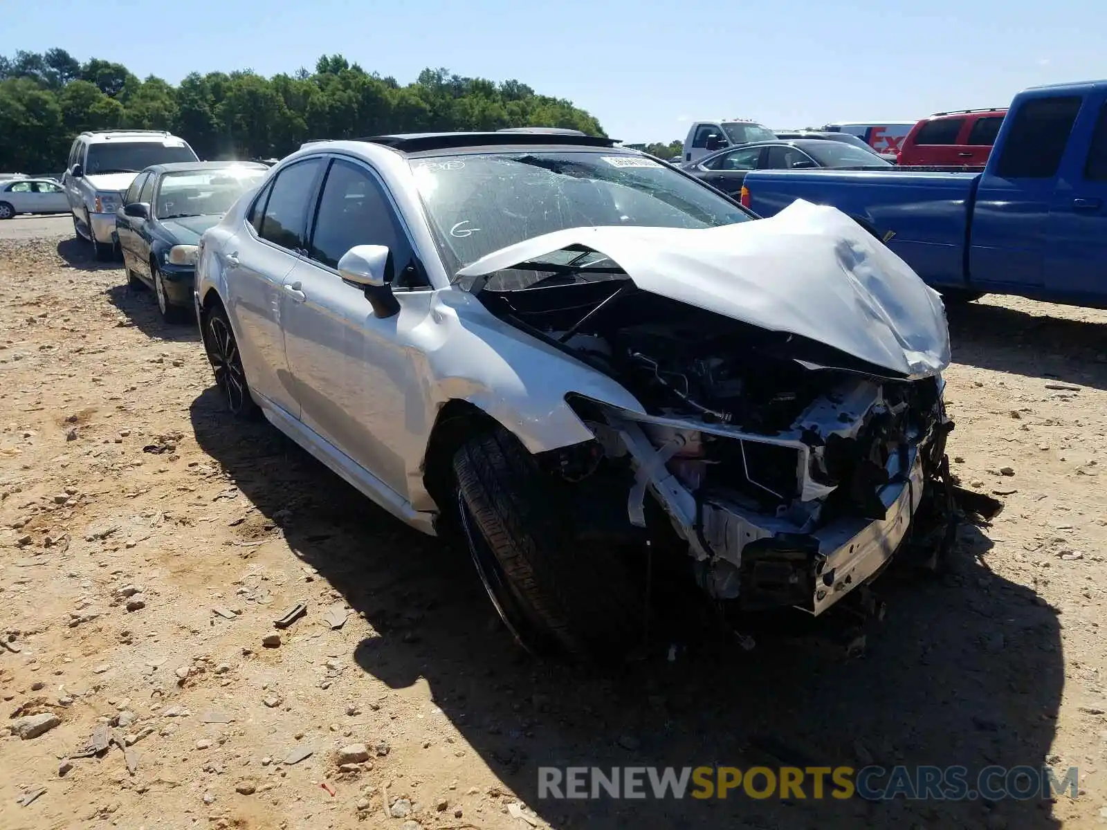 1 Photograph of a damaged car 4T1K61AK9LU861487 TOYOTA CAMRY 2020