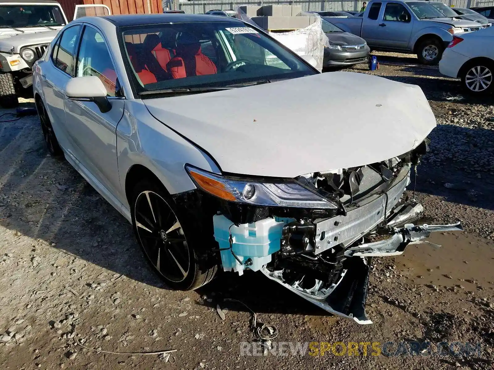 1 Photograph of a damaged car 4T1K61AK9LU872408 TOYOTA CAMRY 2020