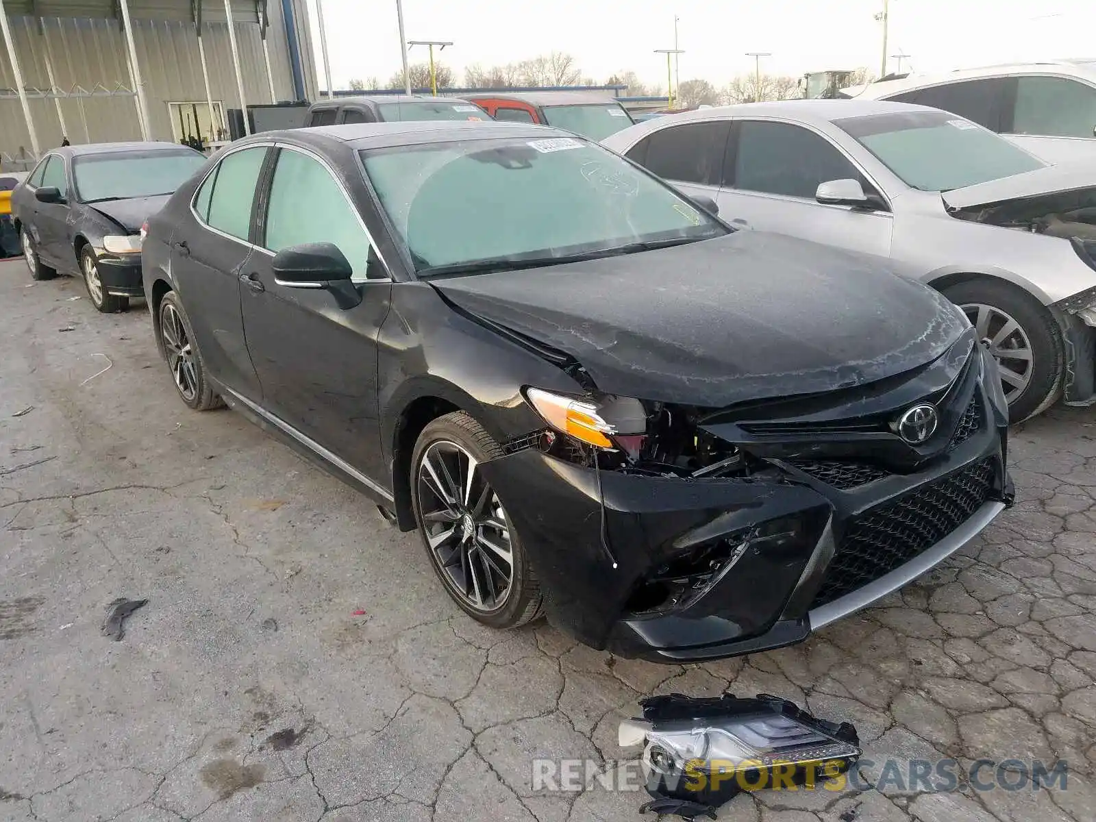 1 Photograph of a damaged car 4T1K61AK9LU872814 TOYOTA CAMRY 2020