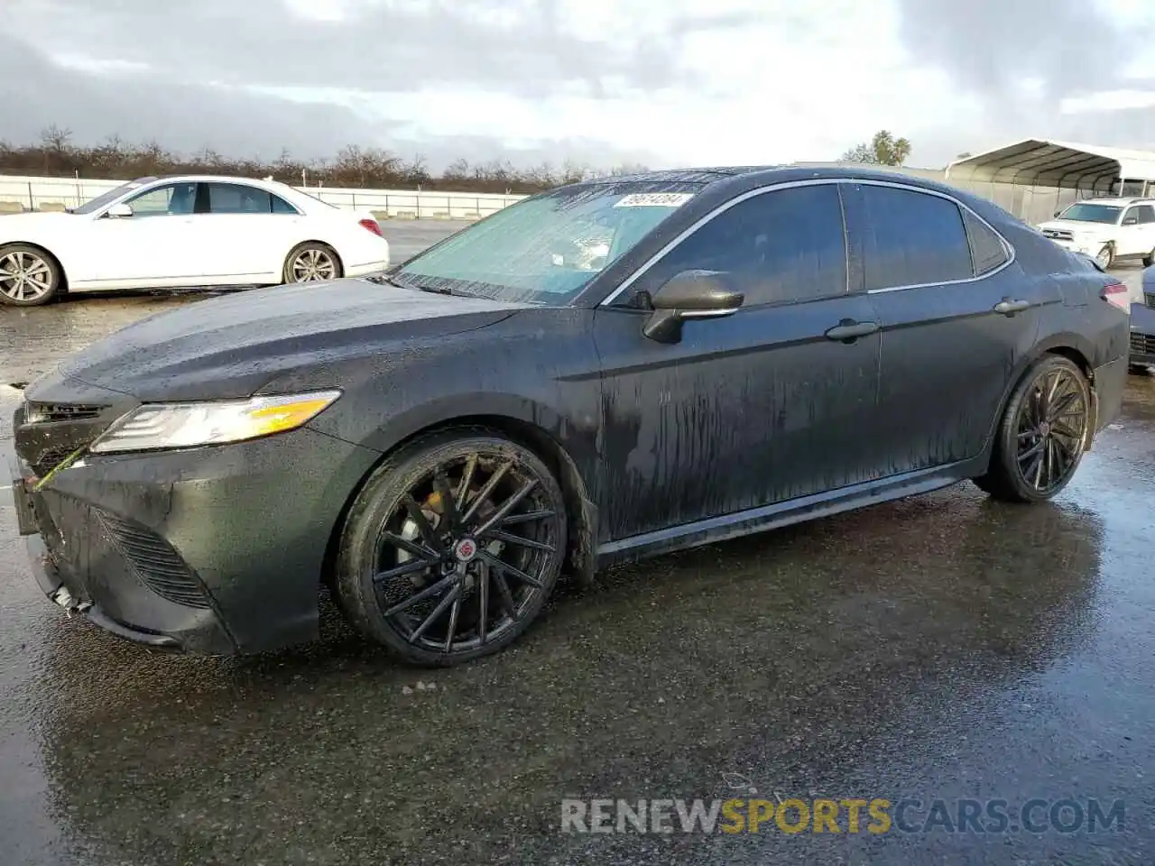 1 Photograph of a damaged car 4T1K61AK9LU908744 TOYOTA CAMRY 2020