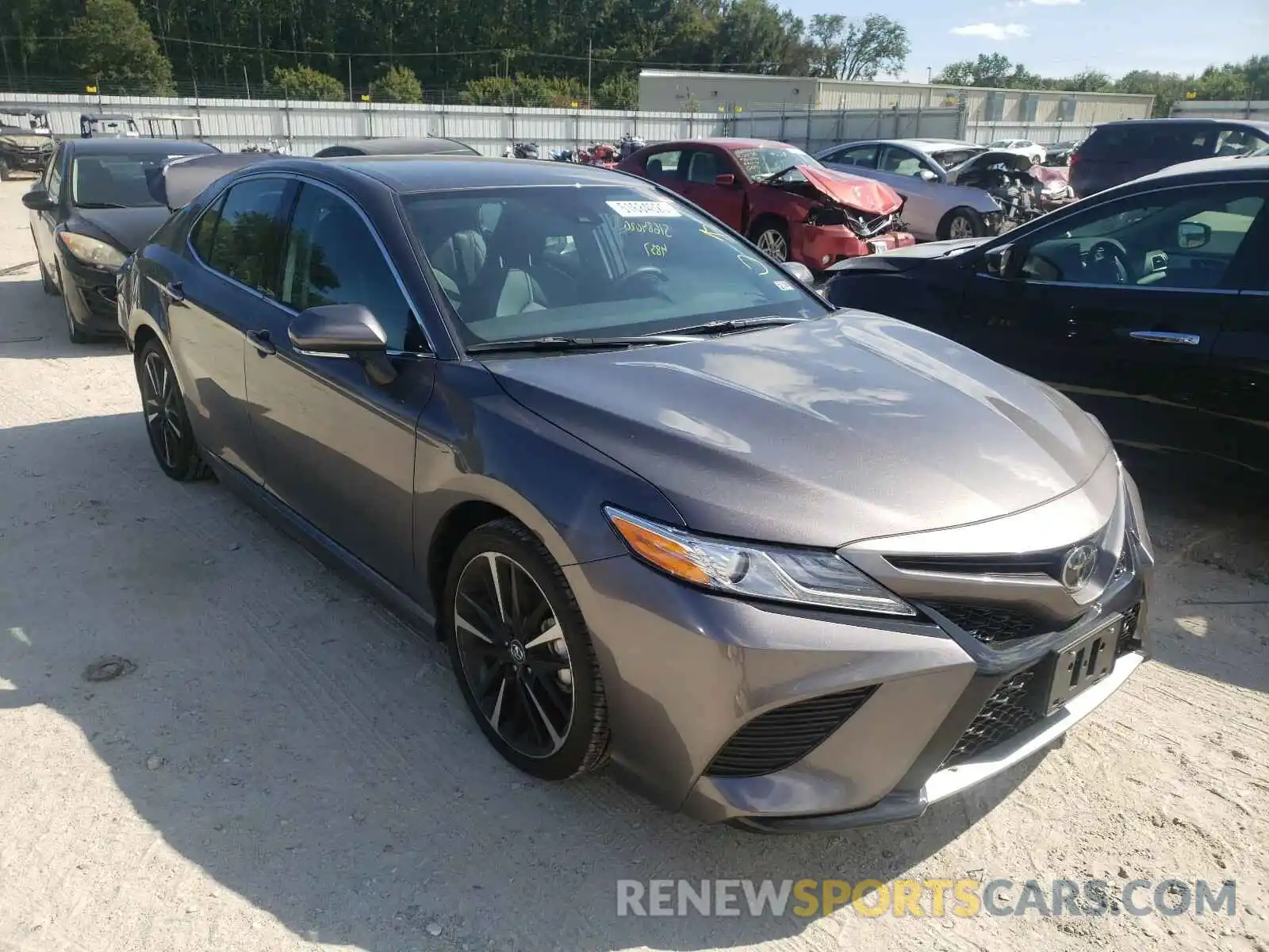 1 Photograph of a damaged car 4T1K61AK9LU940612 TOYOTA CAMRY 2020