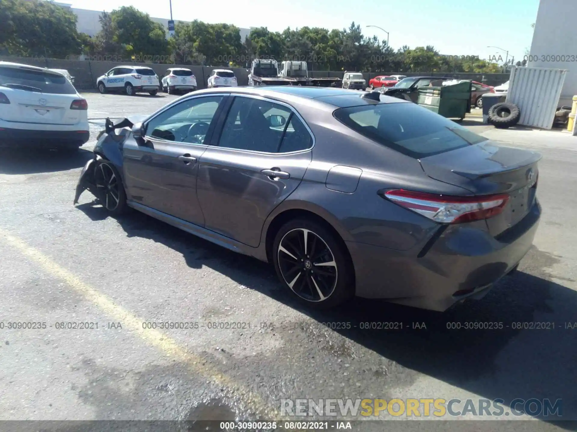 3 Photograph of a damaged car 4T1K61AK9LU964456 TOYOTA CAMRY 2020