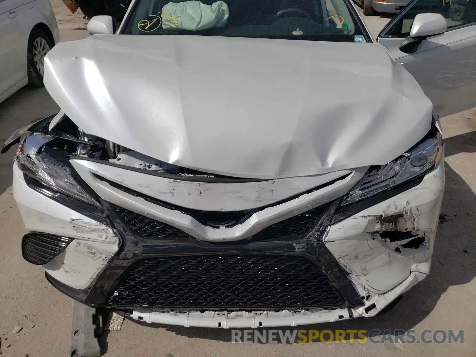 7 Photograph of a damaged car 4T1K61AK9LU967308 TOYOTA CAMRY 2020