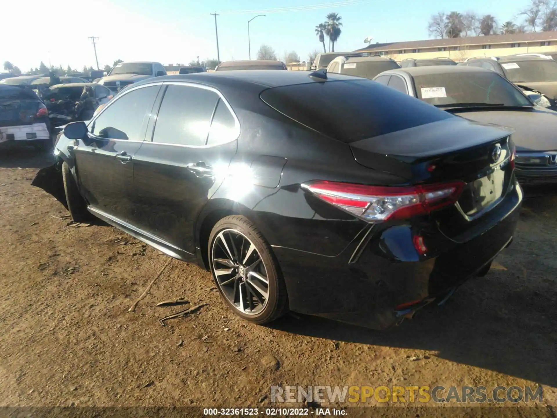 2 Photograph of a damaged car 4T1K61AK9LU994704 TOYOTA CAMRY 2020