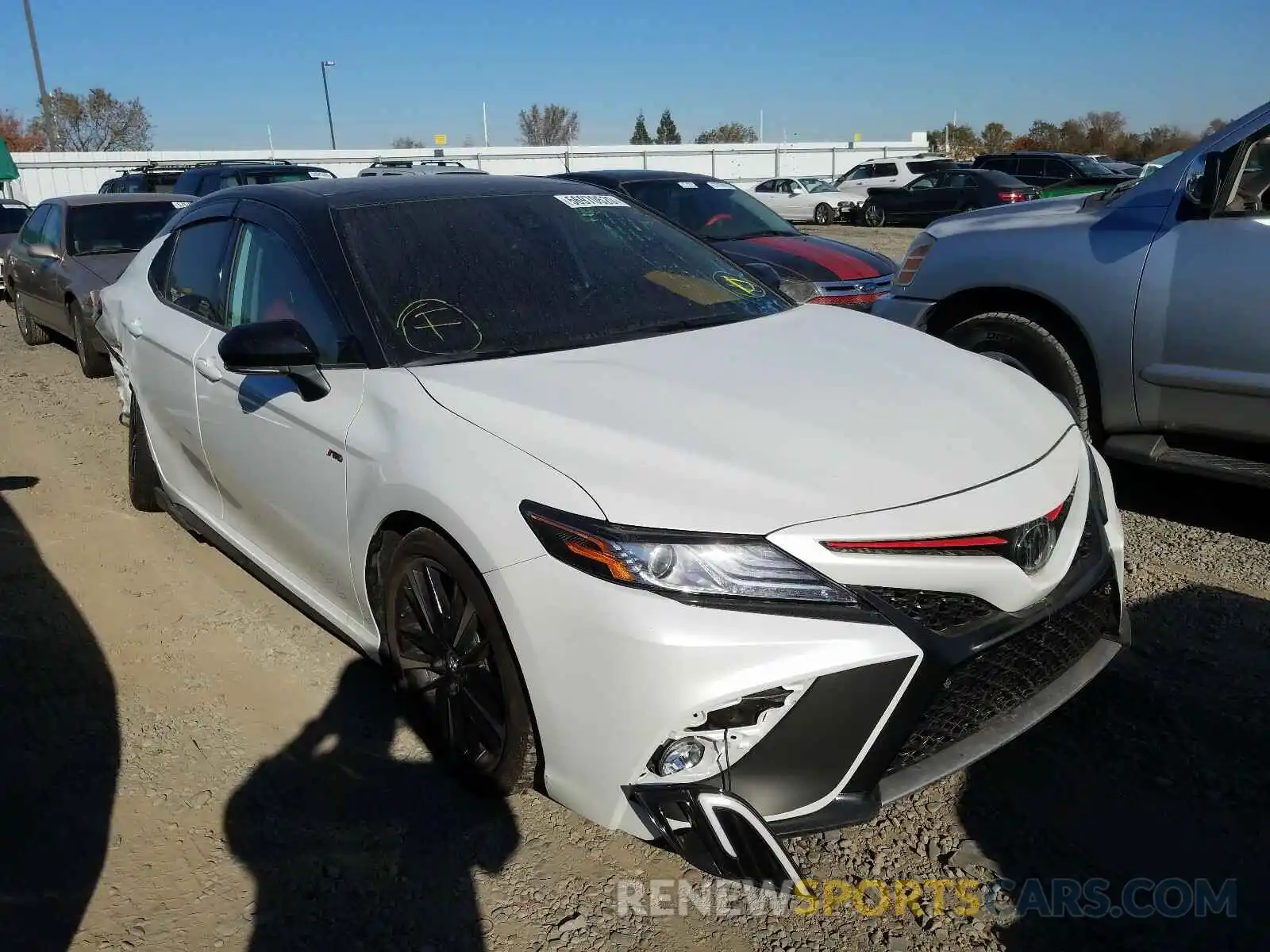 1 Photograph of a damaged car 4T1K61AKXLU307679 TOYOTA CAMRY 2020