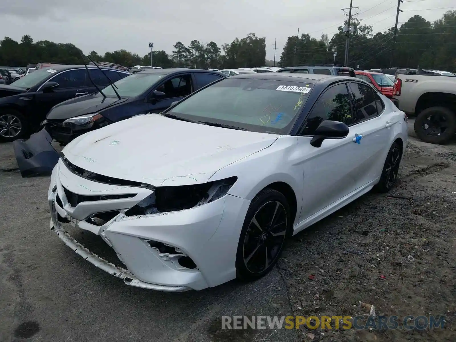 2 Photograph of a damaged car 4T1K61AKXLU310453 TOYOTA CAMRY 2020