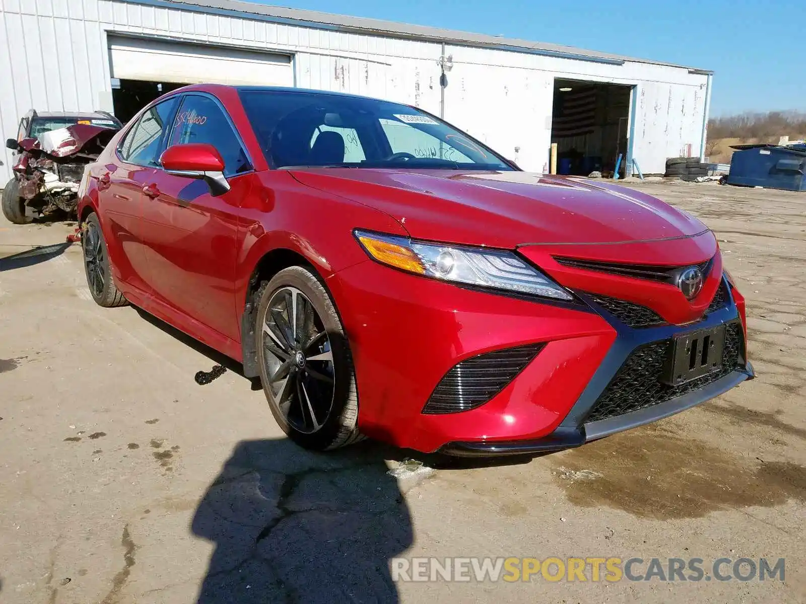 1 Photograph of a damaged car 4T1K61AKXLU315362 TOYOTA CAMRY 2020