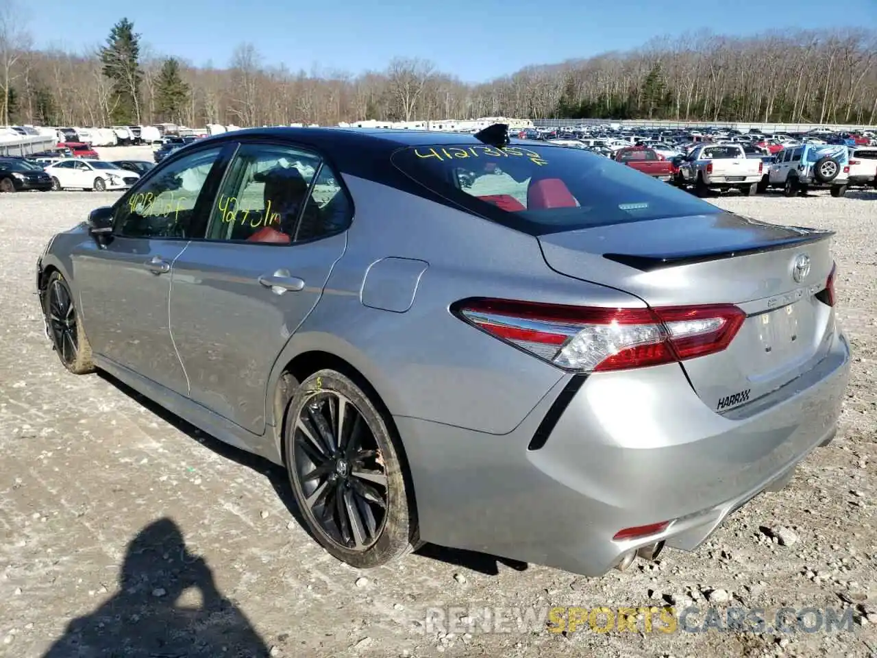 3 Photograph of a damaged car 4T1K61AKXLU323509 TOYOTA CAMRY 2020