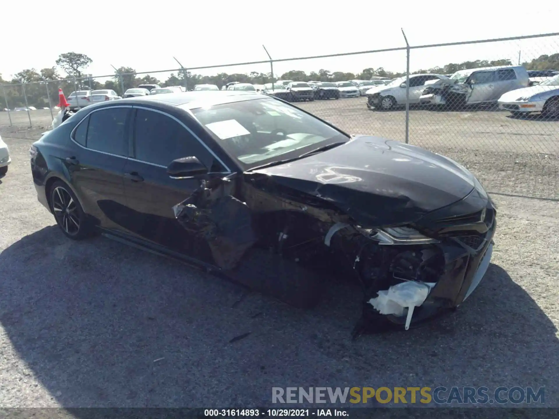 1 Photograph of a damaged car 4T1K61AKXLU324689 TOYOTA CAMRY 2020