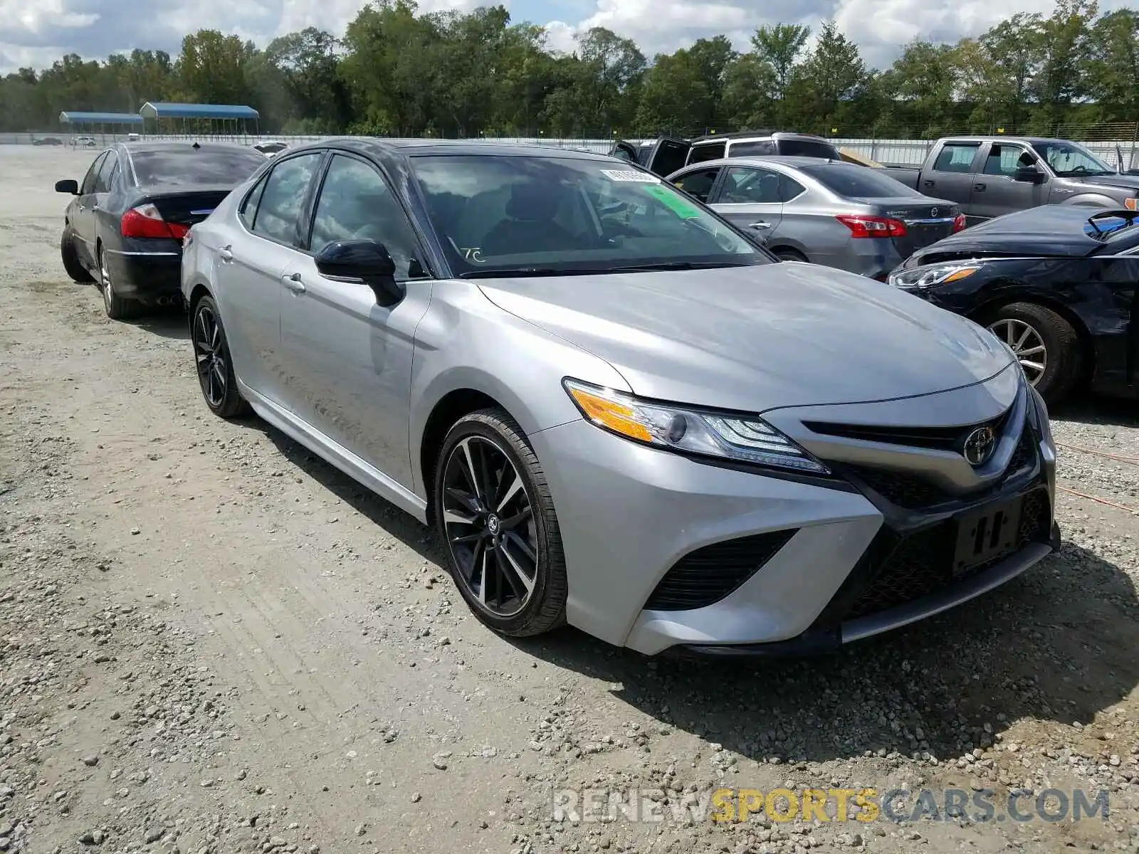 1 Photograph of a damaged car 4T1K61AKXLU337653 TOYOTA CAMRY 2020