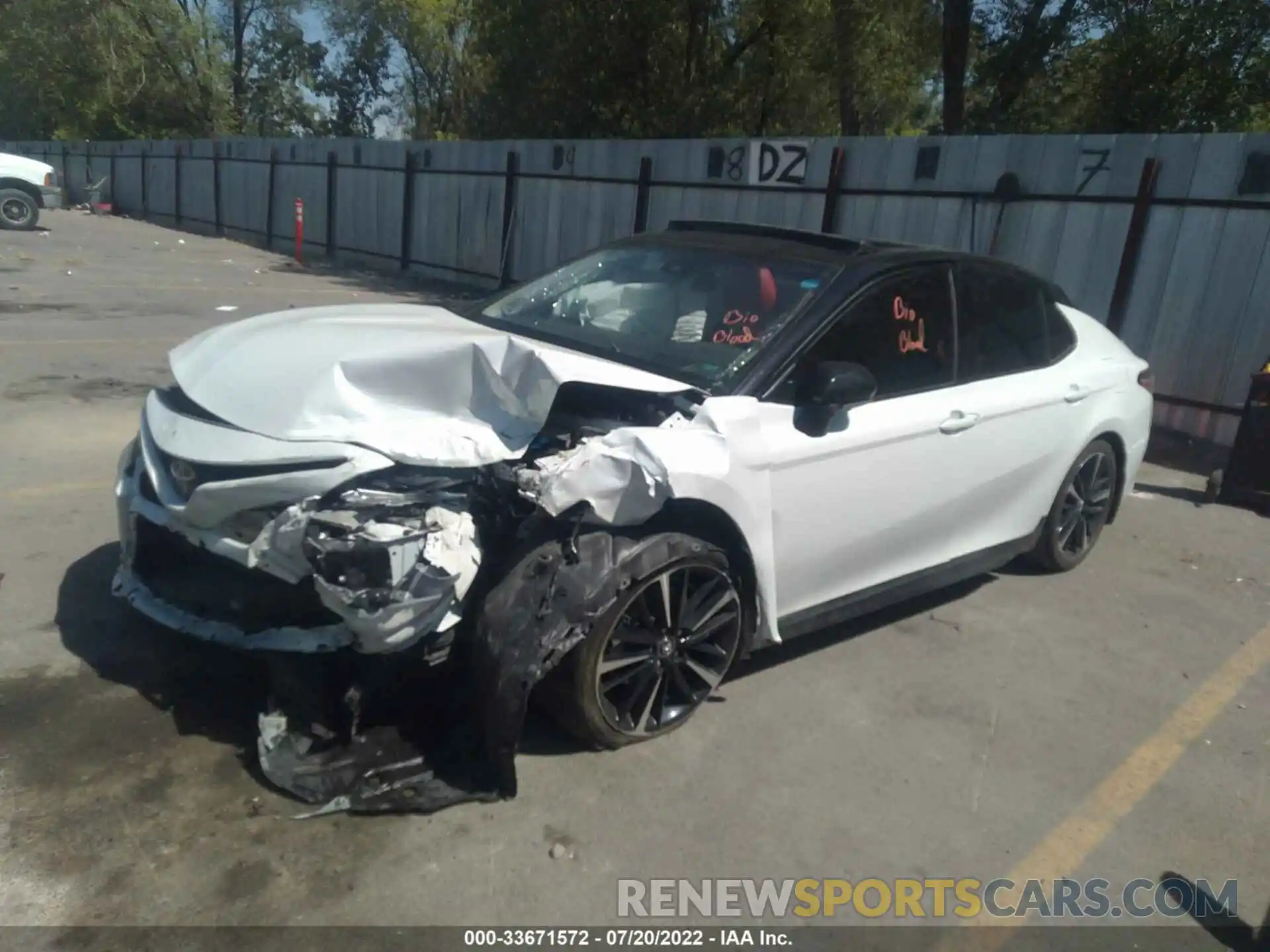 2 Photograph of a damaged car 4T1K61AKXLU354565 TOYOTA CAMRY 2020