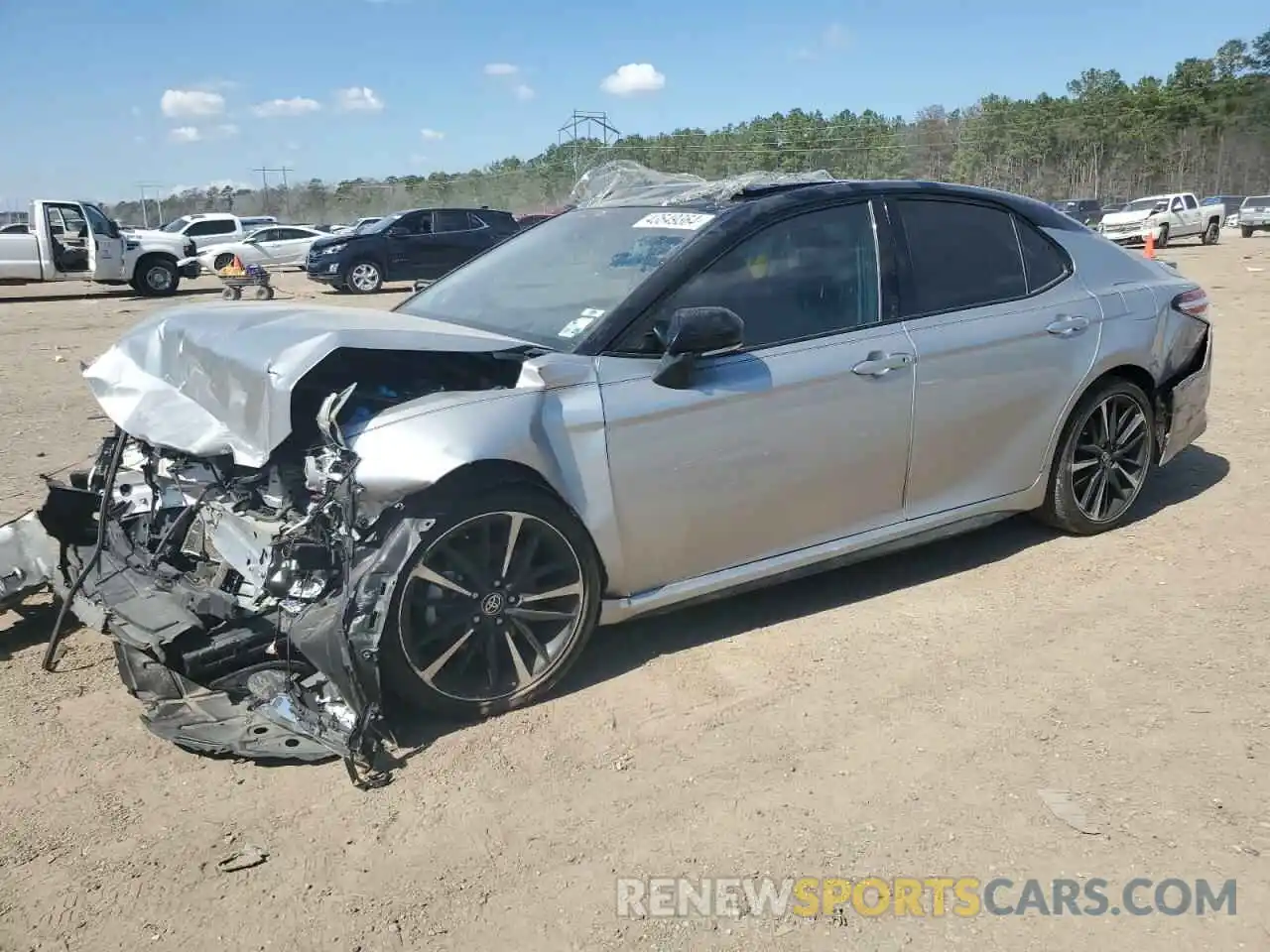 1 Photograph of a damaged car 4T1K61AKXLU379384 TOYOTA CAMRY 2020