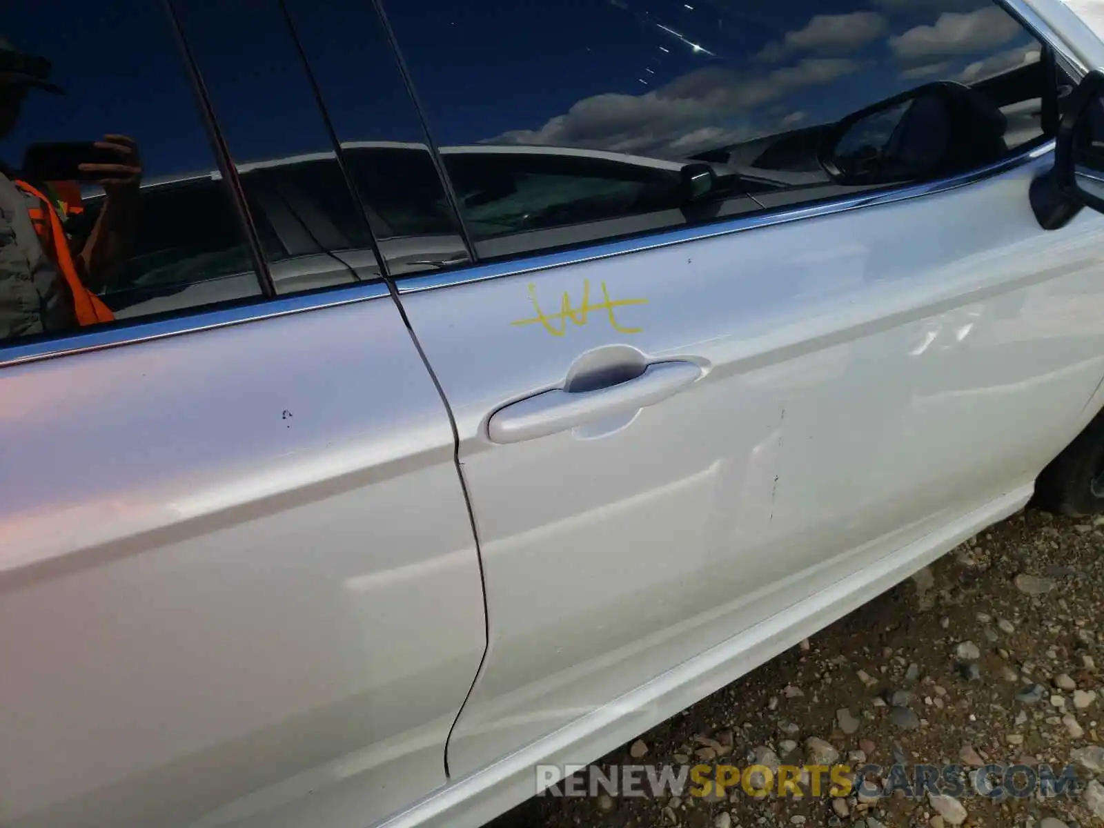 9 Photograph of a damaged car 4T1K61AKXLU387601 TOYOTA CAMRY 2020