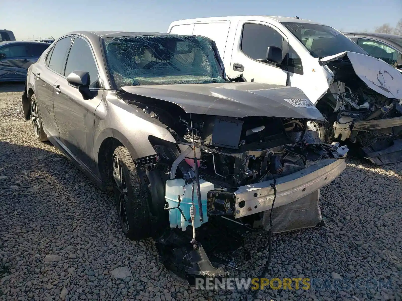 1 Photograph of a damaged car 4T1K61AKXLU392152 TOYOTA CAMRY 2020