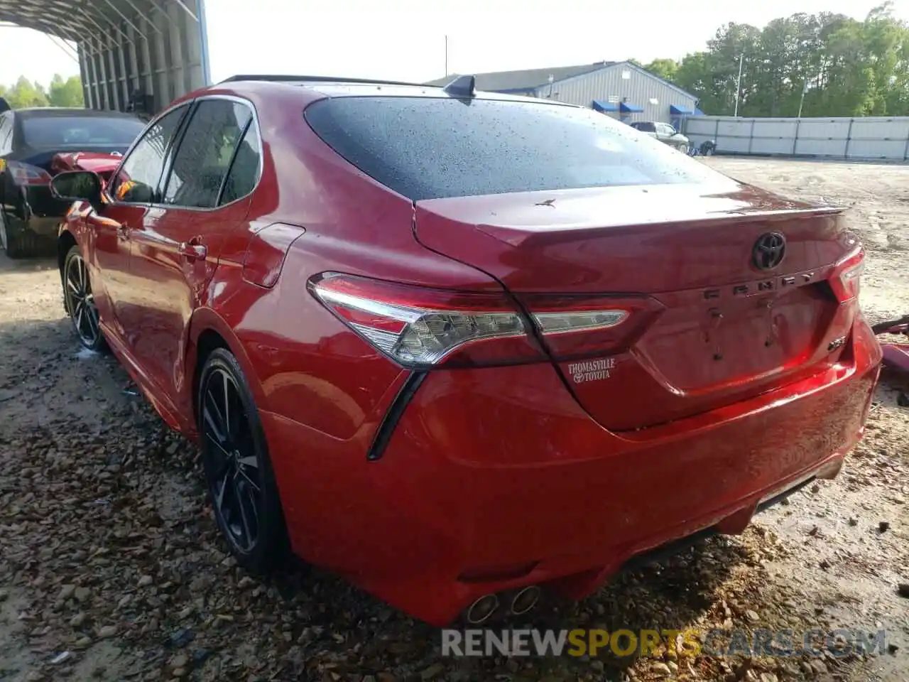 3 Photograph of a damaged car 4T1K61AKXLU398176 TOYOTA CAMRY 2020