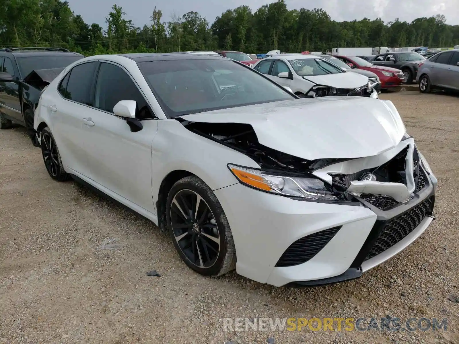 1 Photograph of a damaged car 4T1K61AKXLU398341 TOYOTA CAMRY 2020