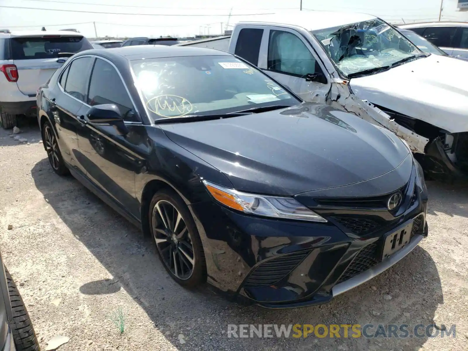 1 Photograph of a damaged car 4T1K61AKXLU880419 TOYOTA CAMRY 2020