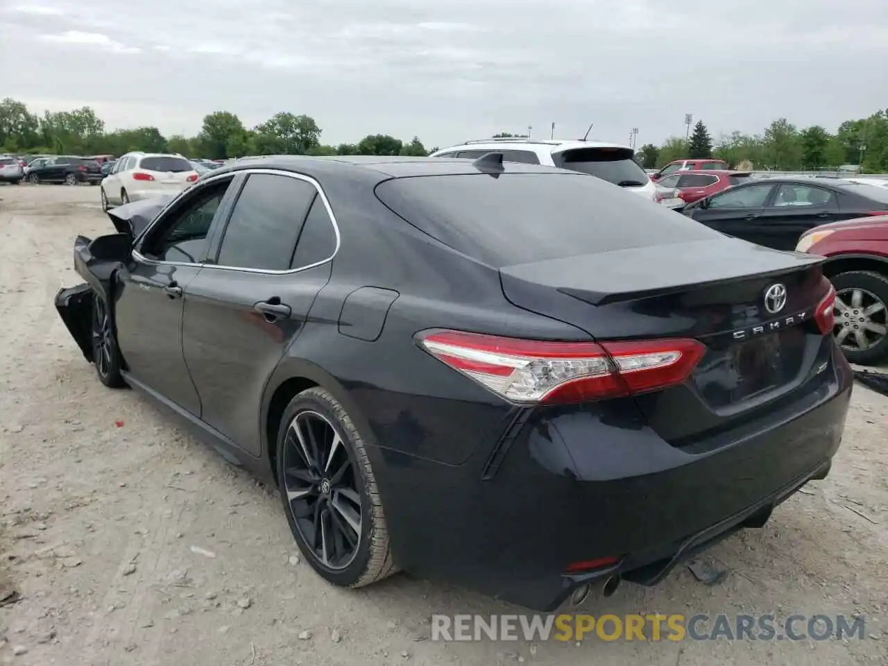 3 Photograph of a damaged car 4T1K61AKXLU902323 TOYOTA CAMRY 2020