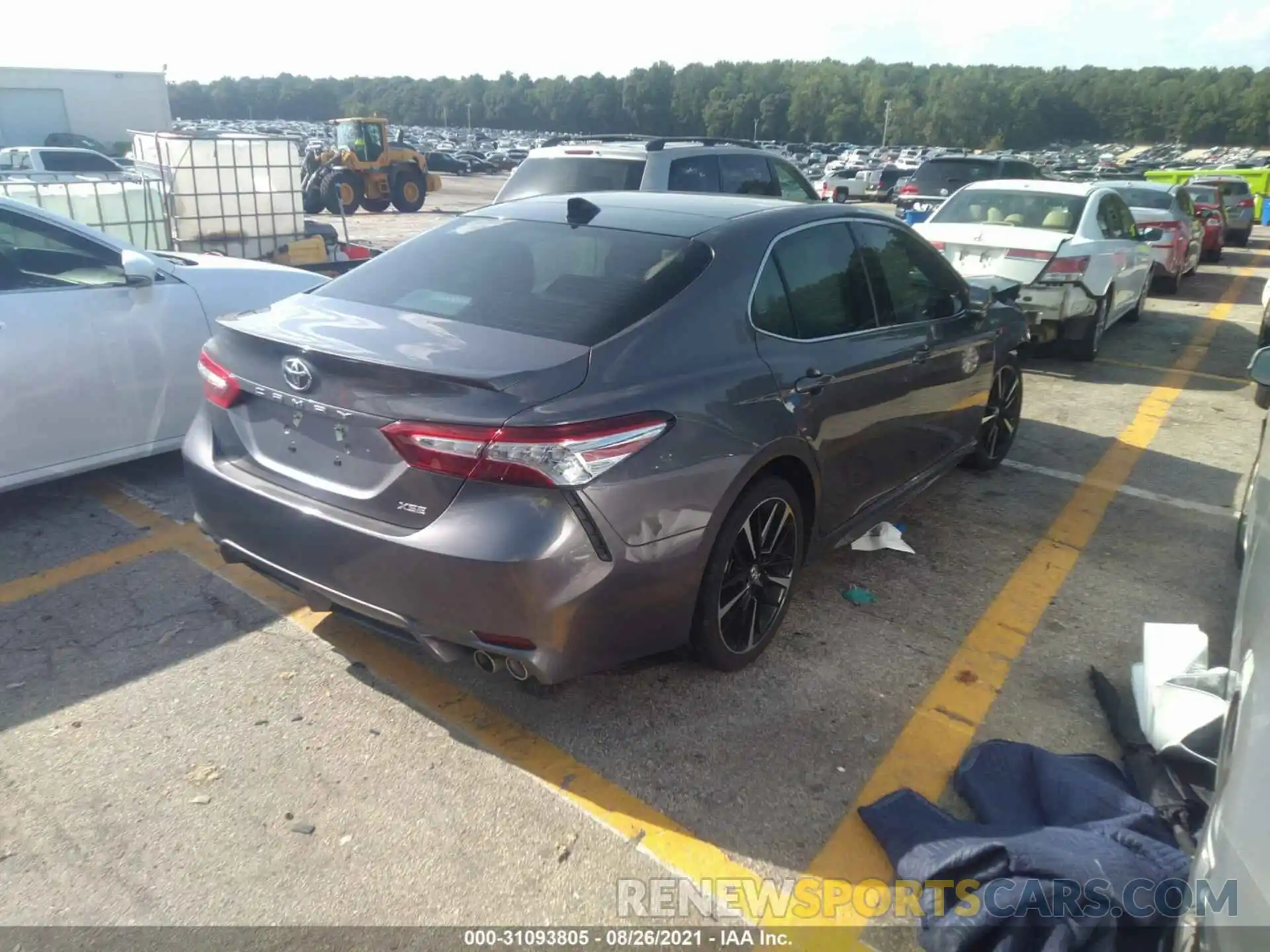 4 Photograph of a damaged car 4T1K61AKXLU920790 TOYOTA CAMRY 2020