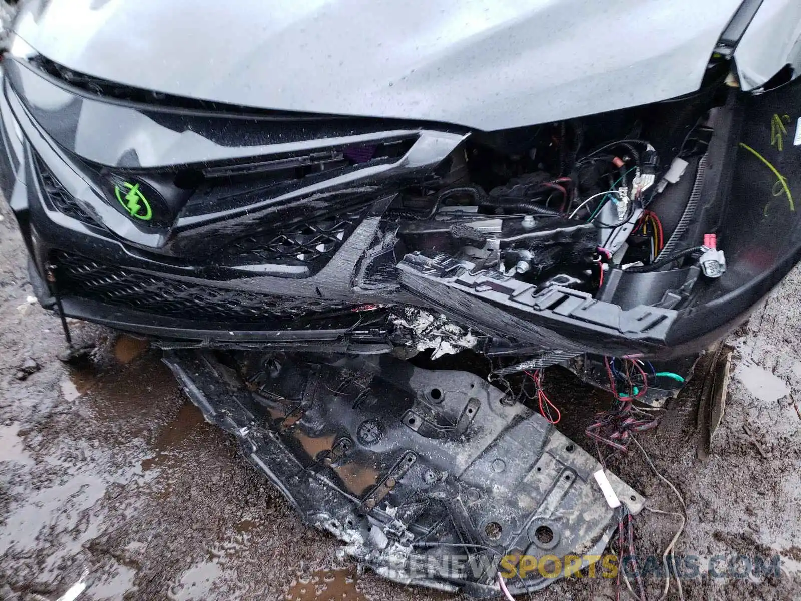 9 Photograph of a damaged car 4T1K61AKXLU926637 TOYOTA CAMRY 2020