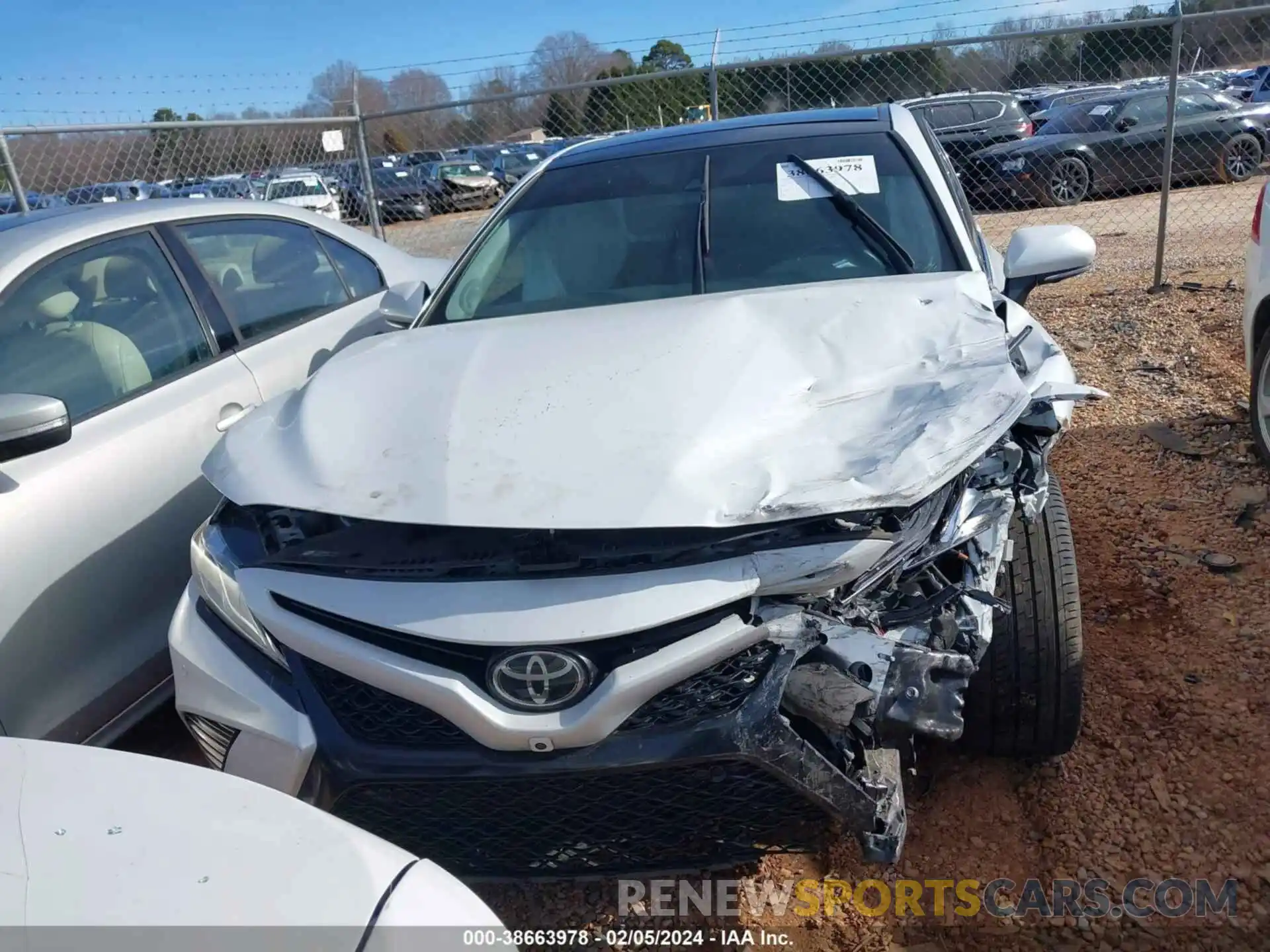 12 Photograph of a damaged car 4T1K61AKXLU931725 TOYOTA CAMRY 2020